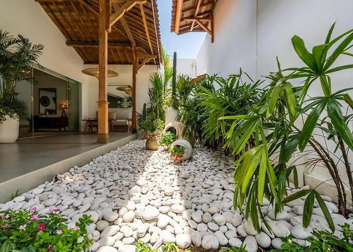 Villa Mirabella - Tropical Paradise - 4bdrs In Bingin
