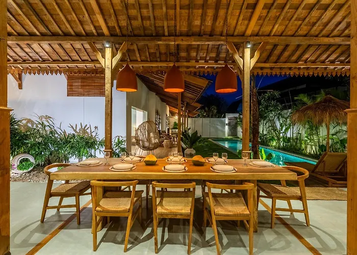 Mirabella - Tropical Paradise - 4bdrs In Bingin Villa