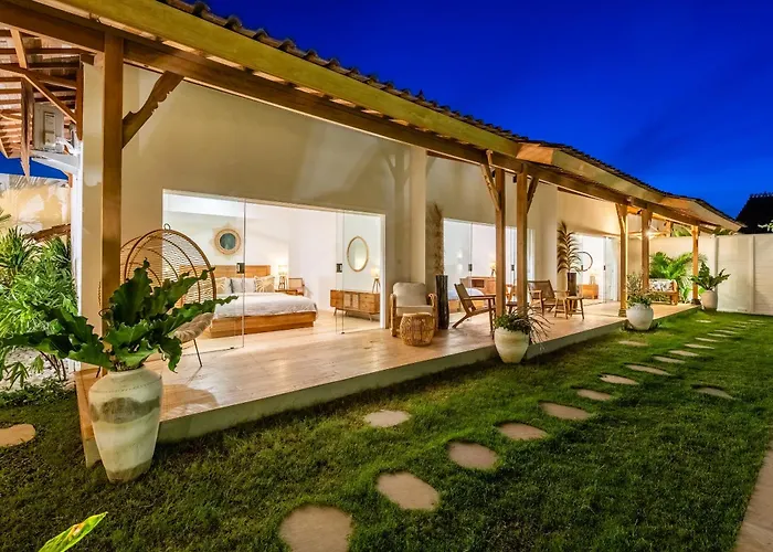 Villa Mirabella - Tropical Paradise - 4bdrs In Bingin