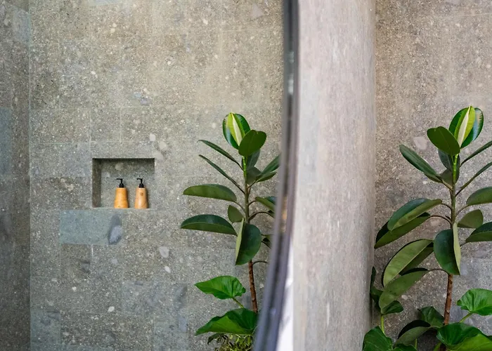 Villa Mirabella - Tropical Paradise - 4bdrs In Bingin Uluwatu (Bali)